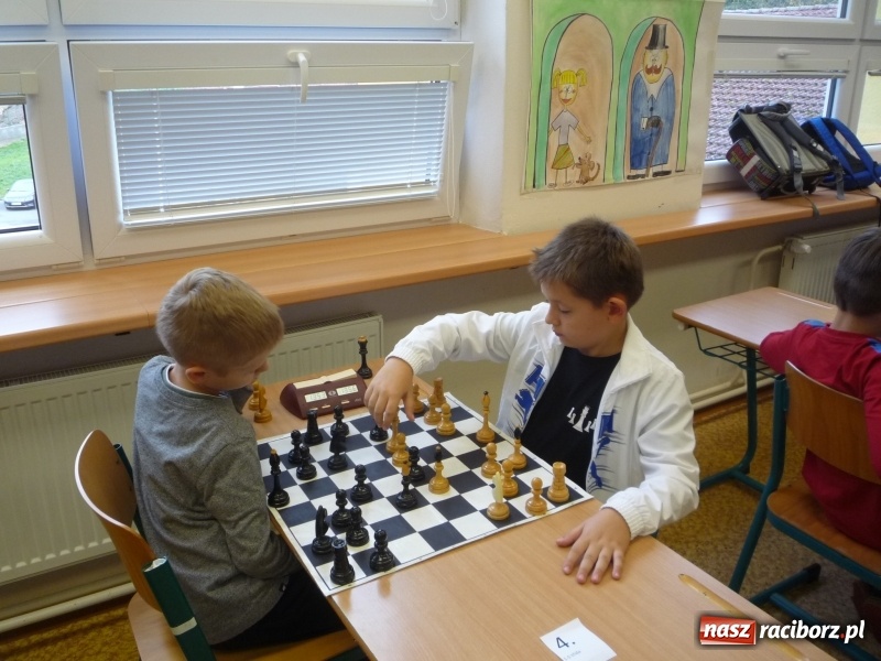 Zdjęcie w galerii na portalu naszraciborz.pl: Szachowy turniej w Czechach z udziałem uczniów szkoły podstawowej z Tworkowa wiadomości z regionu