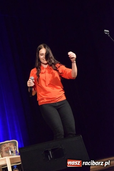 Zdjęcie w galerii na portalu naszraciborz.pl: Oczarowała jury Mam Talent. W niedzielę zaśpiewała w Kuźni Raciborskiej  wiadomości z regionu