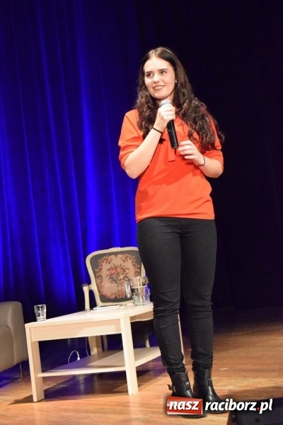 Zdjęcie w galerii na portalu naszraciborz.pl: Oczarowała jury Mam Talent. W niedzielę zaśpiewała w Kuźni Raciborskiej  wiadomości z regionu