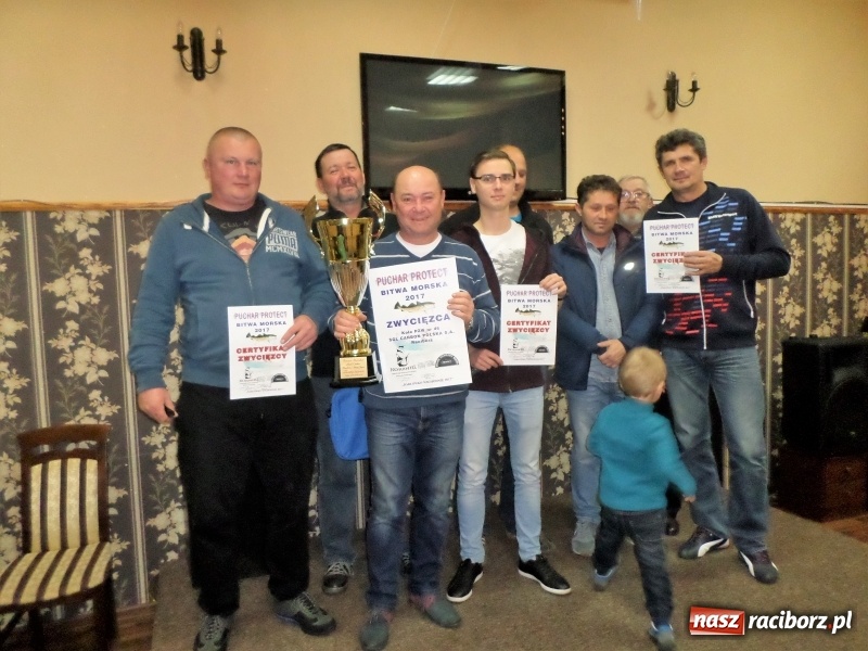 Zdjęcie w galerii na portalu naszraciborz.pl: Wędkarze z Raciborza na III Bitwie Morskiej w Ustce wiadomości z regionu