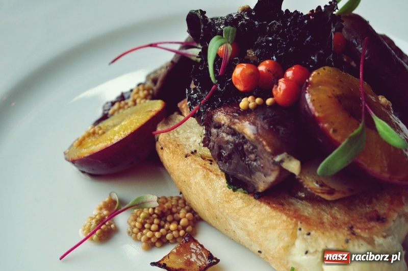 Zdjęcie w galerii na portalu naszraciborz.pl: Gęsina na Świętego Marcina – restauracja Fanaberie Smaków zaprasza na kulinarną ucztę wiadomości z regionu