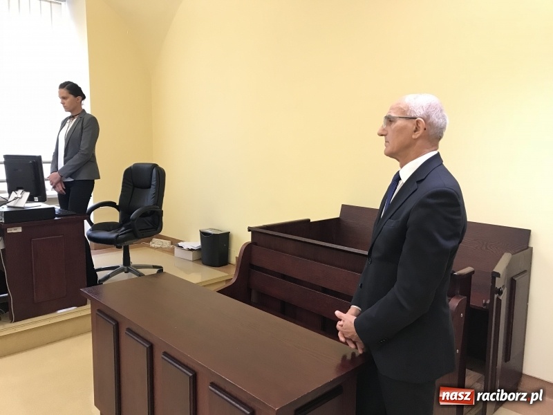 Zdjęcie w galerii na portalu naszraciborz.pl: Winny, popełnił przestępstwo, ale nie otrzymał kary. Zapadł wyrok w sprawie starosty Ryszarda Winiarskiego  wiadomości z regionu