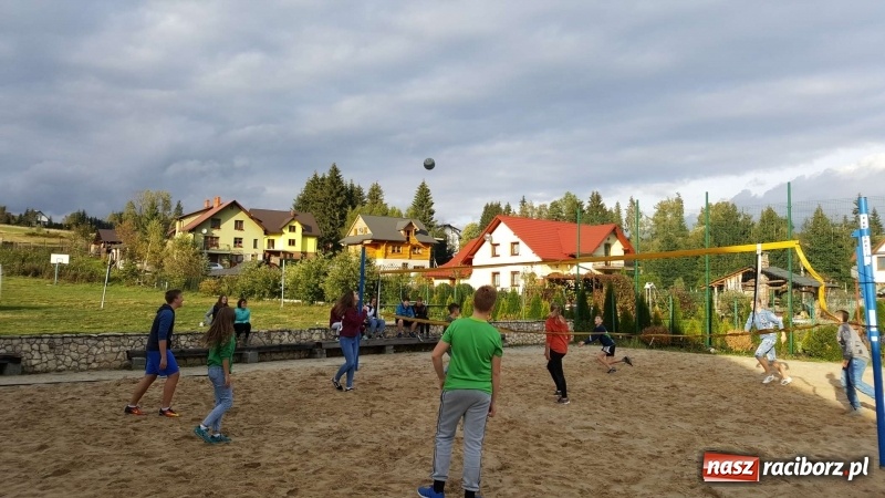 Zdjęcie w galerii na portalu naszraciborz.pl: Taniec bez granic - kolejny projekt transgraniczny SP 1  wiadomości z regionu