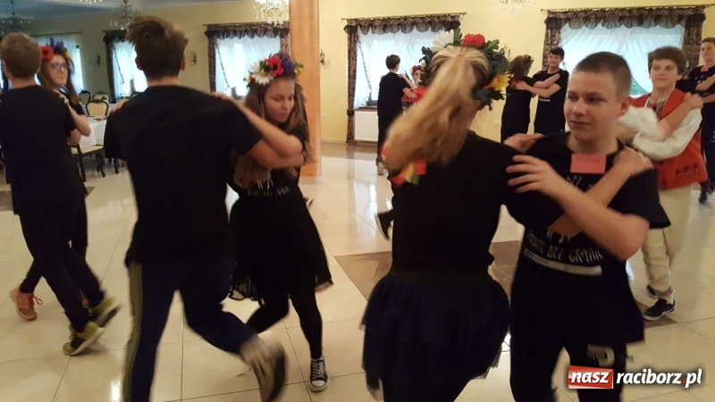 Zdjęcie w galerii na portalu naszraciborz.pl: Taniec bez granic - kolejny projekt transgraniczny SP 1  wiadomości z regionu