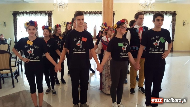 Zdjęcie w galerii na portalu naszraciborz.pl: Taniec bez granic - kolejny projekt transgraniczny SP 1  wiadomości z regionu