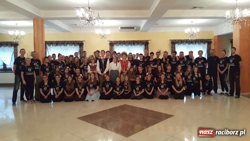 Zdjęcie w galerii na portalu naszraciborz.pl: Taniec bez granic - kolejny projekt transgraniczny SP 1  wiadomości z regionu