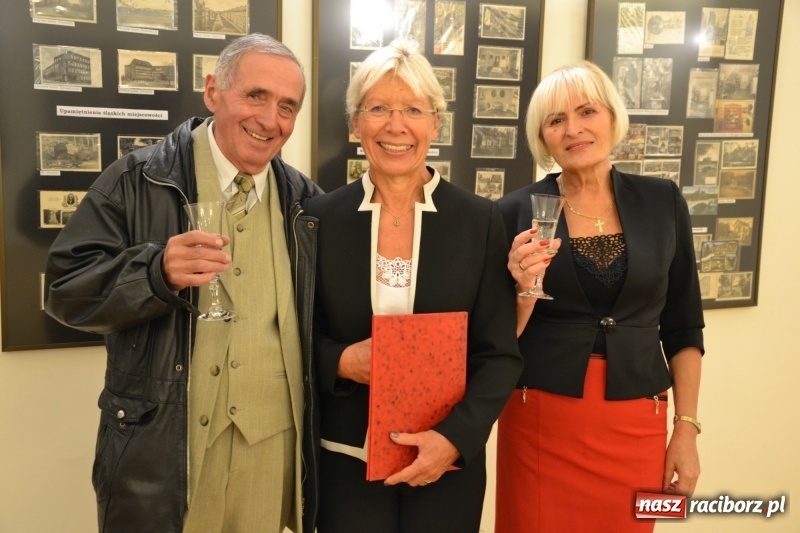 Zdjęcie w galerii na portalu naszraciborz.pl: Życie i twórczość Josepha von Eichendorffa na karcie pocztowej - wernisaż wystawy na zamku wiadomości z regionu