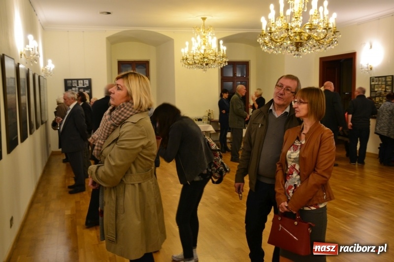 Zdjęcie w galerii na portalu naszraciborz.pl: Życie i twórczość Josepha von Eichendorffa na karcie pocztowej - wernisaż wystawy na zamku wiadomości z regionu