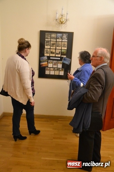 Zdjęcie w galerii na portalu naszraciborz.pl: Życie i twórczość Josepha von Eichendorffa na karcie pocztowej - wernisaż wystawy na zamku wiadomości z regionu