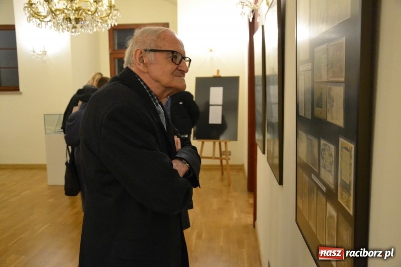 Zdjęcie w galerii na portalu naszraciborz.pl: Życie i twórczość Josepha von Eichendorffa na karcie pocztowej - wernisaż wystawy na zamku wiadomości z regionu