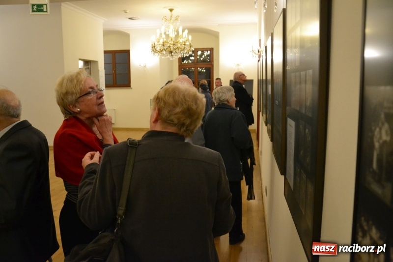 Zdjęcie w galerii na portalu naszraciborz.pl: Życie i twórczość Josepha von Eichendorffa na karcie pocztowej - wernisaż wystawy na zamku wiadomości z regionu