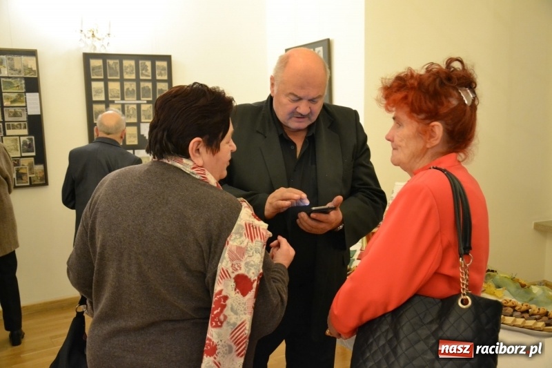 Zdjęcie w galerii na portalu naszraciborz.pl: Życie i twórczość Josepha von Eichendorffa na karcie pocztowej - wernisaż wystawy na zamku wiadomości z regionu