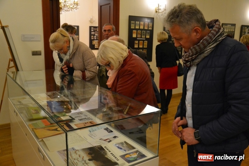 Zdjęcie w galerii na portalu naszraciborz.pl: Życie i twórczość Josepha von Eichendorffa na karcie pocztowej - wernisaż wystawy na zamku wiadomości z regionu