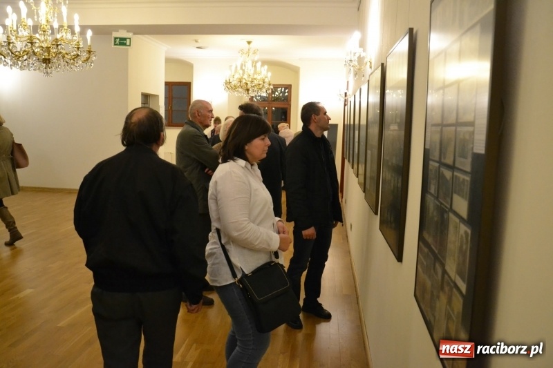 Zdjęcie w galerii na portalu naszraciborz.pl: Życie i twórczość Josepha von Eichendorffa na karcie pocztowej - wernisaż wystawy na zamku wiadomości z regionu