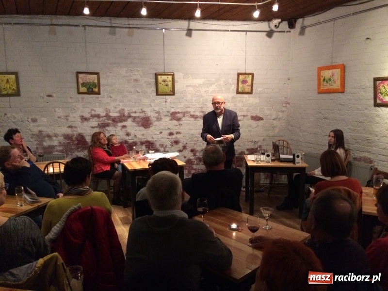 Zdjęcie w galerii na portalu naszraciborz.pl: Pięć lat od debiutu, czyli poezja za szafą  wiadomości z regionu