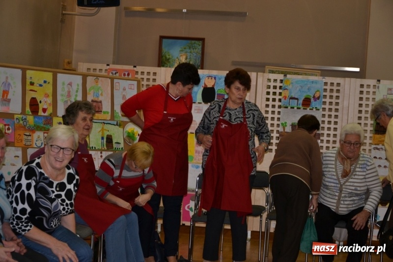 Zdjęcie w galerii na portalu naszraciborz.pl: Kapusta jest dobra na wszystko. Kiszynie kapusty w Tworkowie wiadomości z regionu