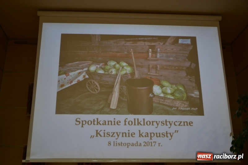 Zdjęcie w galerii na portalu naszraciborz.pl: Kapusta jest dobra na wszystko. Kiszynie kapusty w Tworkowie wiadomości z regionu