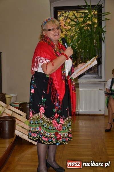 Zdjęcie w galerii na portalu naszraciborz.pl: Kapusta jest dobra na wszystko. Kiszynie kapusty w Tworkowie wiadomości z regionu