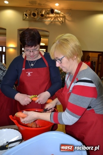 Zdjęcie w galerii na portalu naszraciborz.pl: Kapusta jest dobra na wszystko. Kiszynie kapusty w Tworkowie wiadomości z regionu