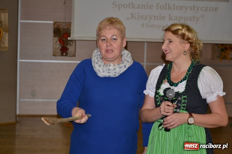 Zdjęcie w galerii na portalu naszraciborz.pl: Kapusta jest dobra na wszystko. Kiszynie kapusty w Tworkowie wiadomości z regionu