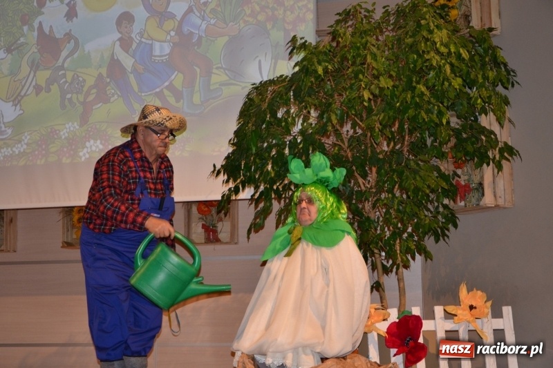 Zdjęcie w galerii na portalu naszraciborz.pl: Kapusta jest dobra na wszystko. Kiszynie kapusty w Tworkowie wiadomości z regionu