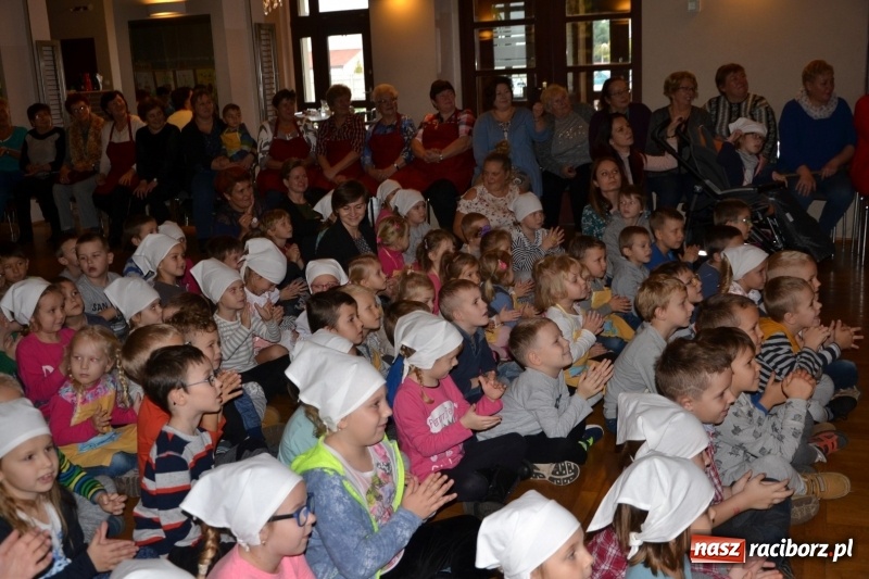 Zdjęcie w galerii na portalu naszraciborz.pl: Kapusta jest dobra na wszystko. Kiszynie kapusty w Tworkowie wiadomości z regionu