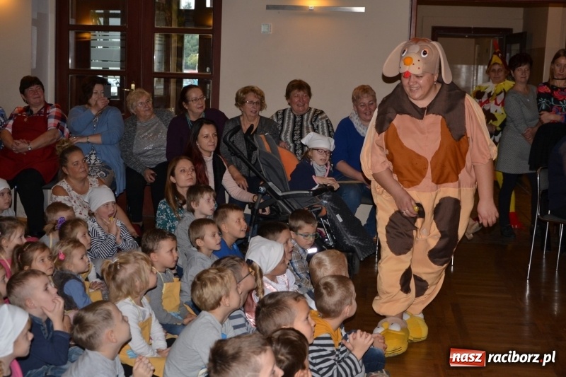 Zdjęcie w galerii na portalu naszraciborz.pl: Kapusta jest dobra na wszystko. Kiszynie kapusty w Tworkowie wiadomości z regionu