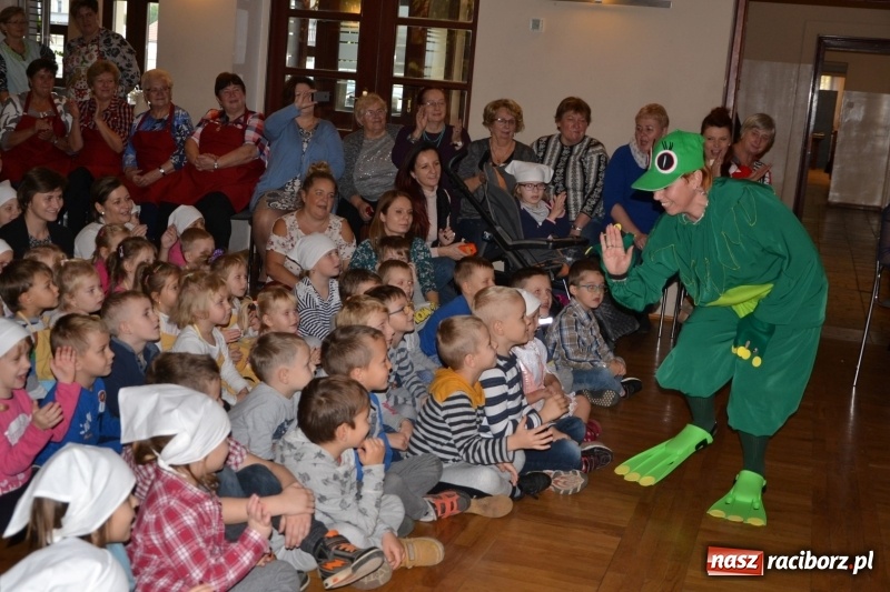 Zdjęcie w galerii na portalu naszraciborz.pl: Kapusta jest dobra na wszystko. Kiszynie kapusty w Tworkowie wiadomości z regionu