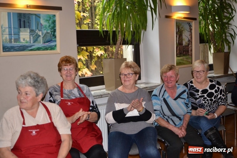 Zdjęcie w galerii na portalu naszraciborz.pl: Kapusta jest dobra na wszystko. Kiszynie kapusty w Tworkowie wiadomości z regionu