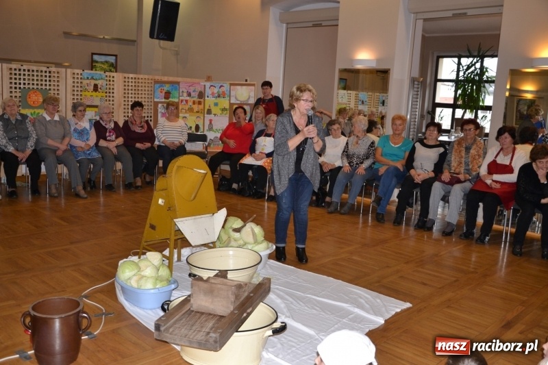Zdjęcie w galerii na portalu naszraciborz.pl: Kapusta jest dobra na wszystko. Kiszynie kapusty w Tworkowie wiadomości z regionu