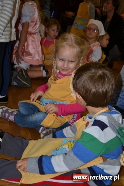 Zdjęcie w galerii na portalu naszraciborz.pl: Kapusta jest dobra na wszystko. Kiszynie kapusty w Tworkowie wiadomości z regionu