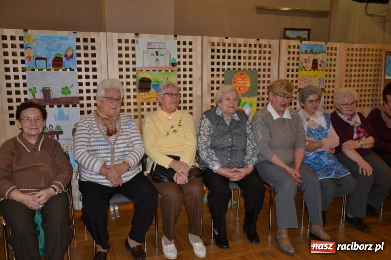 Zdjęcie w galerii na portalu naszraciborz.pl: Kapusta jest dobra na wszystko. Kiszynie kapusty w Tworkowie wiadomości z regionu