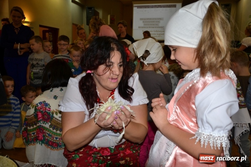 Zdjęcie w galerii na portalu naszraciborz.pl: Kapusta jest dobra na wszystko. Kiszynie kapusty w Tworkowie wiadomości z regionu