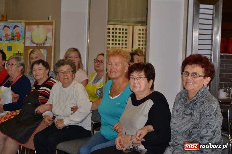 Zdjęcie w galerii na portalu naszraciborz.pl: Kapusta jest dobra na wszystko. Kiszynie kapusty w Tworkowie wiadomości z regionu