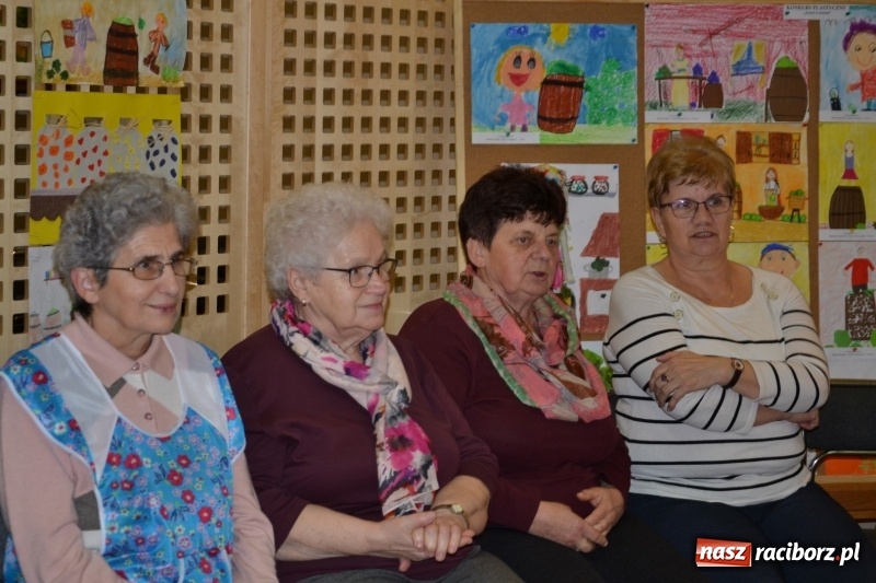 Zdjęcie w galerii na portalu naszraciborz.pl: Kapusta jest dobra na wszystko. Kiszynie kapusty w Tworkowie wiadomości z regionu