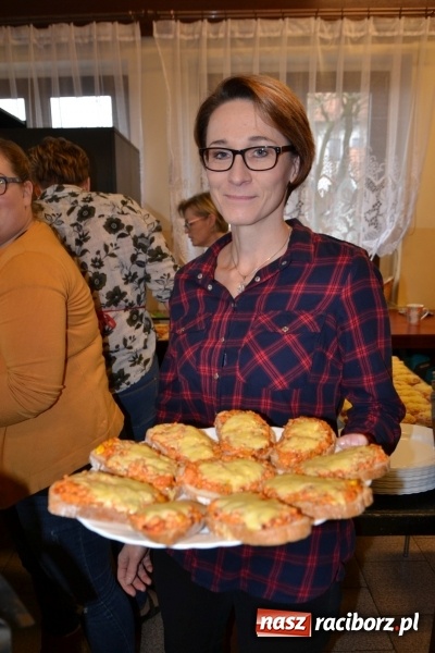 Zdjęcie w galerii na portalu naszraciborz.pl: Kapusta jest dobra na wszystko. Kiszynie kapusty w Tworkowie wiadomości z regionu