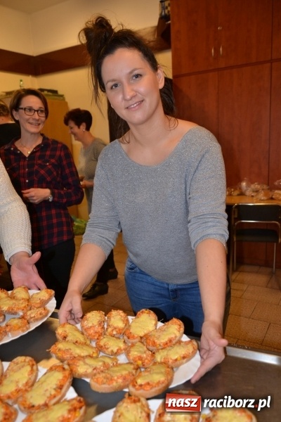 Zdjęcie w galerii na portalu naszraciborz.pl: Kapusta jest dobra na wszystko. Kiszynie kapusty w Tworkowie wiadomości z regionu