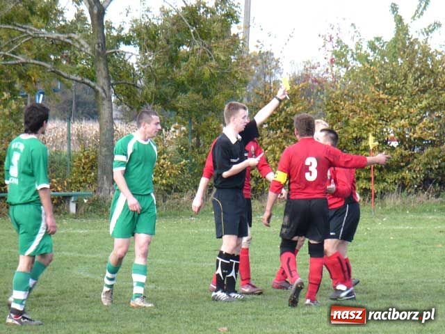 Zdjęcie w galerii na portalu naszraciborz.pl: Klasa B: Wicher z Płoni zmiótł Babice wiadomości z regionu