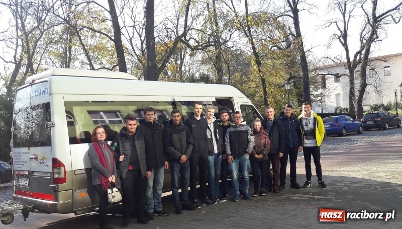 Zdjęcie w galerii na portalu naszraciborz.pl: Z Raciborza do Moguncji. Uczniowie Mechanika zdobywają cenne doświadczenie  wiadomości z regionu