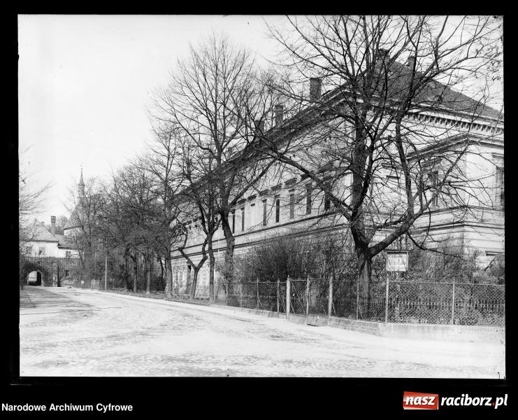 Zdjęcie w galerii na portalu naszraciborz.pl: To musisz zobaczyć! Kolekcja unikalnych starych raciborskich fotografii opublikowana przez Narodowe Archiwum Cyfrowe  wiadomości z regionu