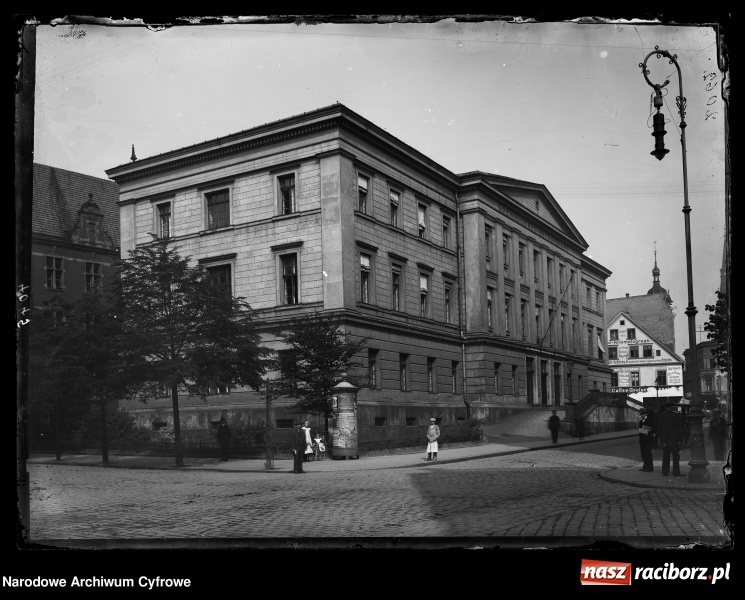 Zdjęcie w galerii na portalu naszraciborz.pl: To musisz zobaczyć! Kolekcja unikalnych starych raciborskich fotografii opublikowana przez Narodowe Archiwum Cyfrowe  wiadomości z regionu