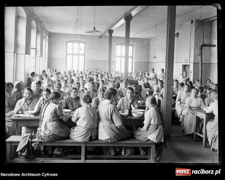 Zdjęcie w galerii na portalu naszraciborz.pl: To musisz zobaczyć! Kolekcja unikalnych starych raciborskich fotografii opublikowana przez Narodowe Archiwum Cyfrowe  wiadomości z regionu