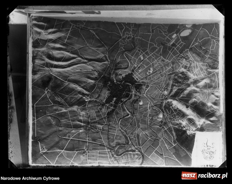 Zdjęcie w galerii na portalu naszraciborz.pl: To musisz zobaczyć! Kolekcja unikalnych starych raciborskich fotografii opublikowana przez Narodowe Archiwum Cyfrowe  wiadomości z regionu