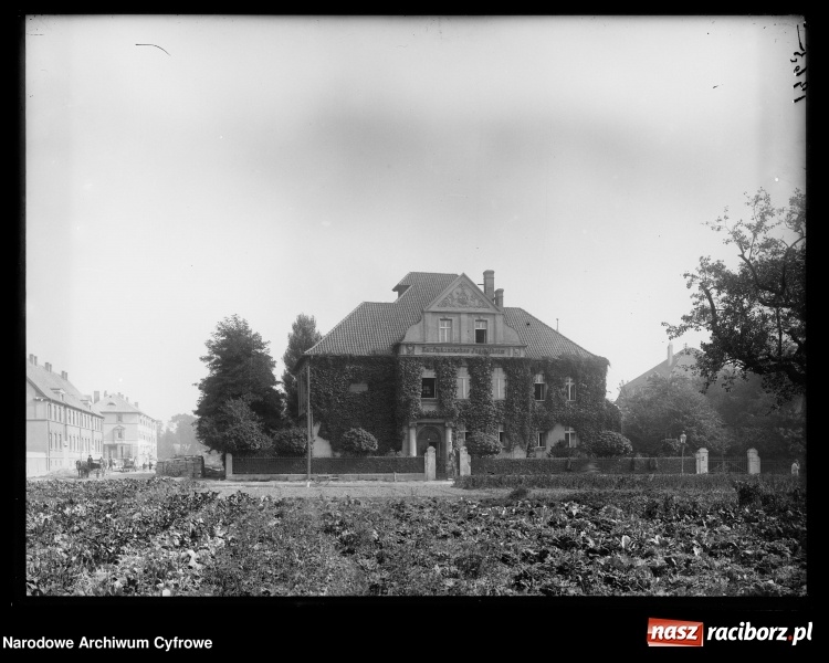 Zdjęcie w galerii na portalu naszraciborz.pl: To musisz zobaczyć! Kolekcja unikalnych starych raciborskich fotografii opublikowana przez Narodowe Archiwum Cyfrowe  wiadomości z regionu