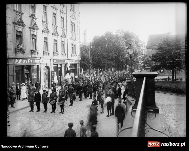 Zdjęcie w galerii na portalu naszraciborz.pl: To musisz zobaczyć! Kolekcja unikalnych starych raciborskich fotografii opublikowana przez Narodowe Archiwum Cyfrowe  wiadomości z regionu