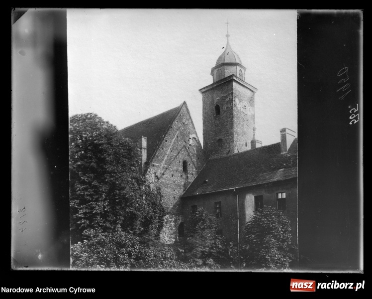 Zdjęcie w galerii na portalu naszraciborz.pl: To musisz zobaczyć! Kolekcja unikalnych starych raciborskich fotografii opublikowana przez Narodowe Archiwum Cyfrowe  wiadomości z regionu