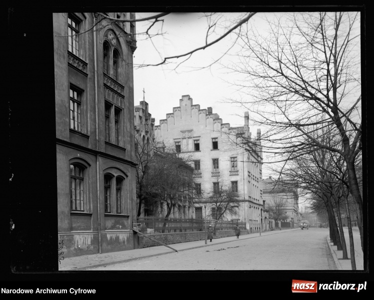 Zdjęcie w galerii na portalu naszraciborz.pl: To musisz zobaczyć! Kolekcja unikalnych starych raciborskich fotografii opublikowana przez Narodowe Archiwum Cyfrowe  wiadomości z regionu