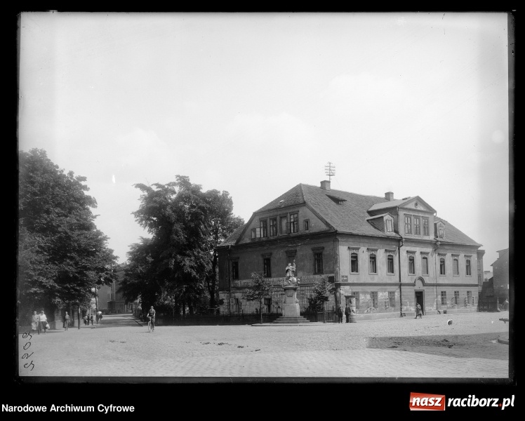 Zdjęcie w galerii na portalu naszraciborz.pl: To musisz zobaczyć! Kolekcja unikalnych starych raciborskich fotografii opublikowana przez Narodowe Archiwum Cyfrowe  wiadomości z regionu