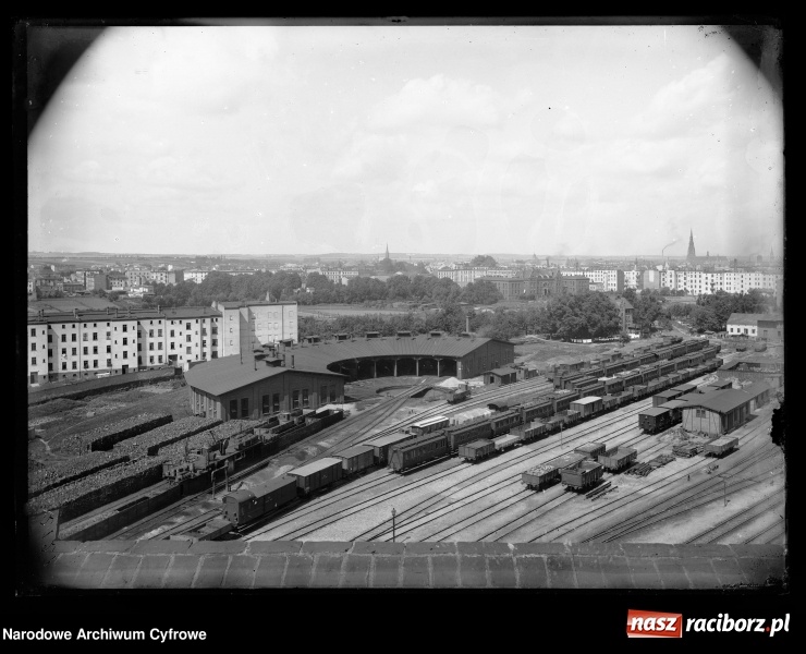 Zdjęcie w galerii na portalu naszraciborz.pl: To musisz zobaczyć! Kolekcja unikalnych starych raciborskich fotografii opublikowana przez Narodowe Archiwum Cyfrowe  wiadomości z regionu