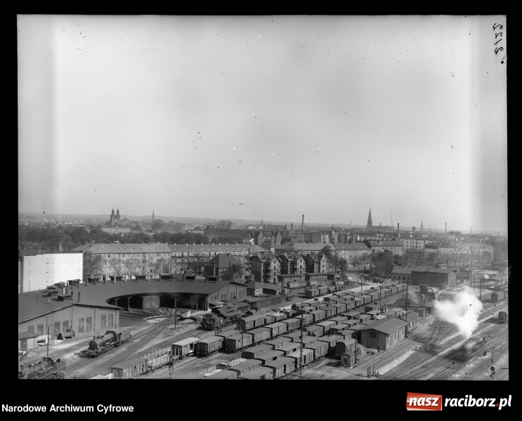 Zdjęcie w galerii na portalu naszraciborz.pl: To musisz zobaczyć! Kolekcja unikalnych starych raciborskich fotografii opublikowana przez Narodowe Archiwum Cyfrowe  wiadomości z regionu